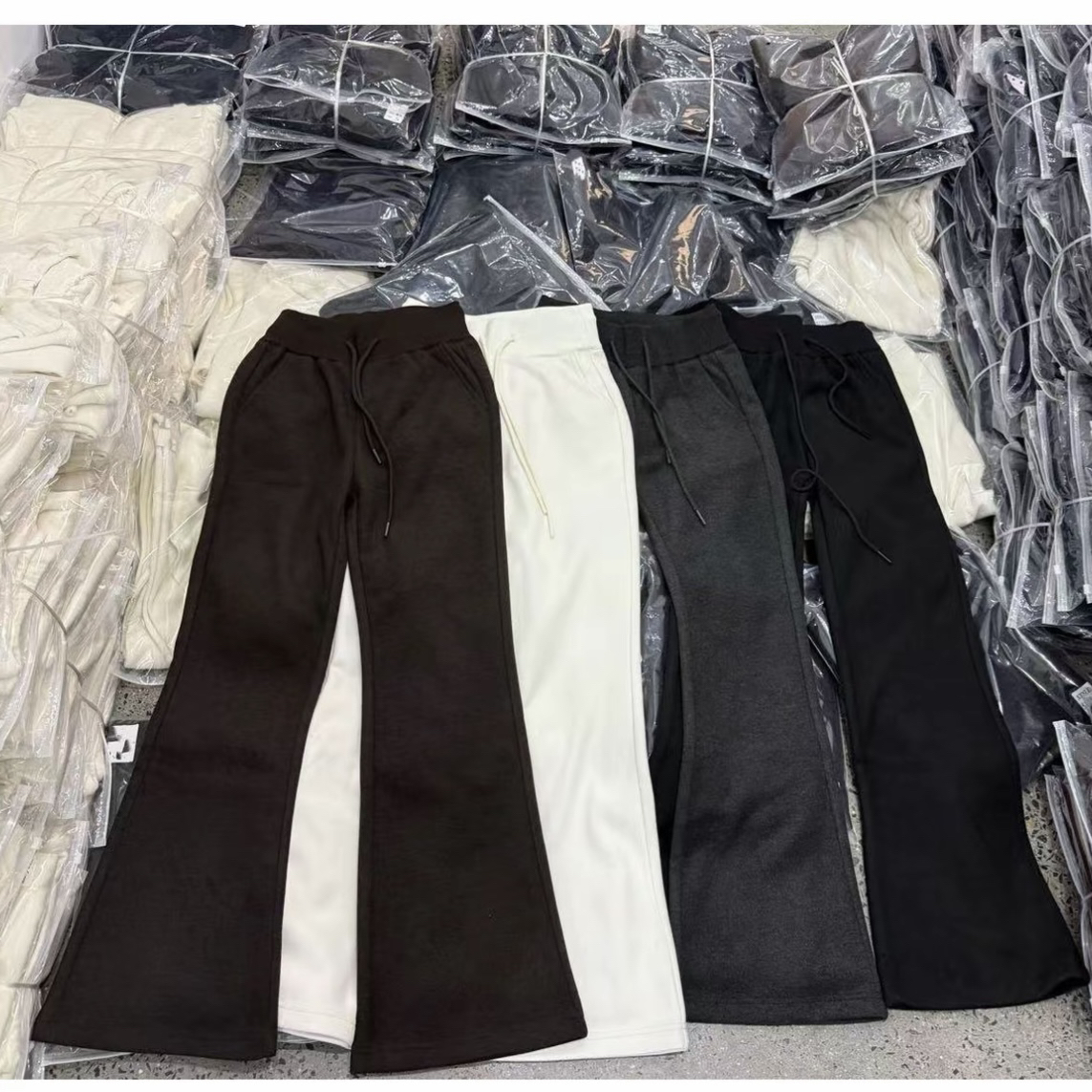 《真舒服喇叭裤》新款875591抽绳高腰直筒裤宽松百搭休闲长裤保暖