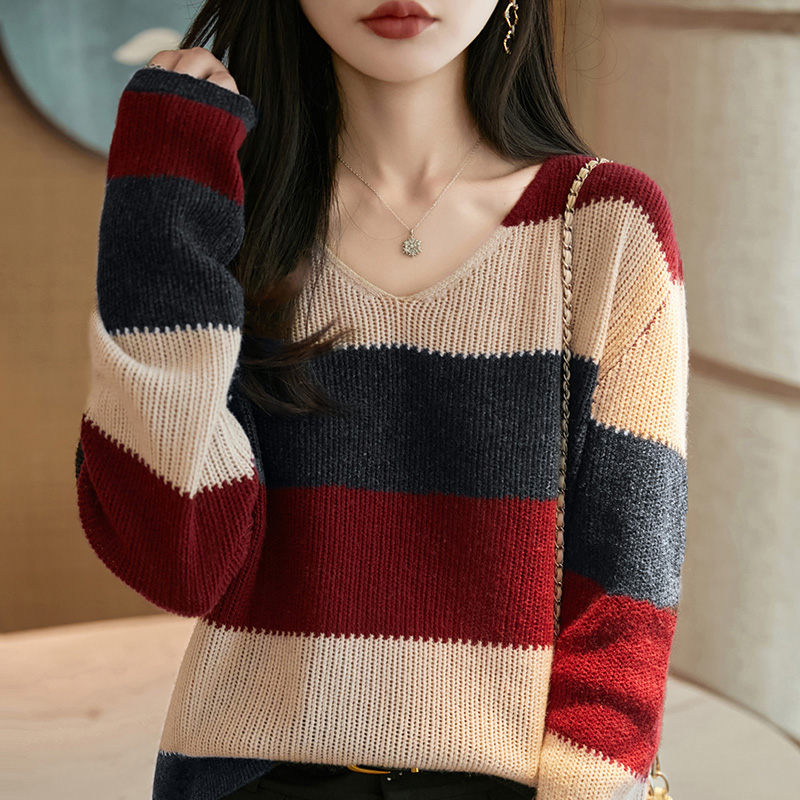 品牌时尚女装早秋时尚条纹长袖针织V领毛针织衫打底衫宽松韩版