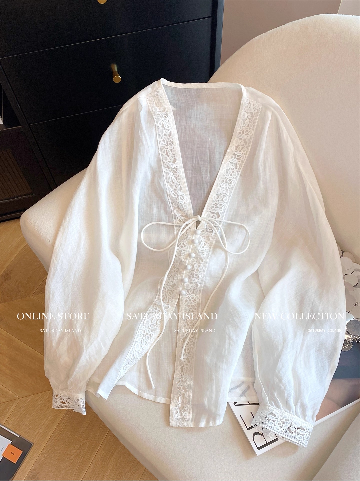 韩系设计感钩花拼接V领系带长袖防晒衬衫女2025夏高级感宽松上衣