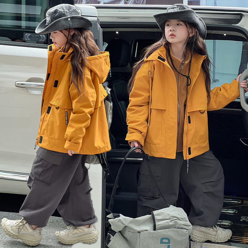 女童外套2025新款户外三合一冲锋衣中大儿童休闲8-15岁洋气两件套