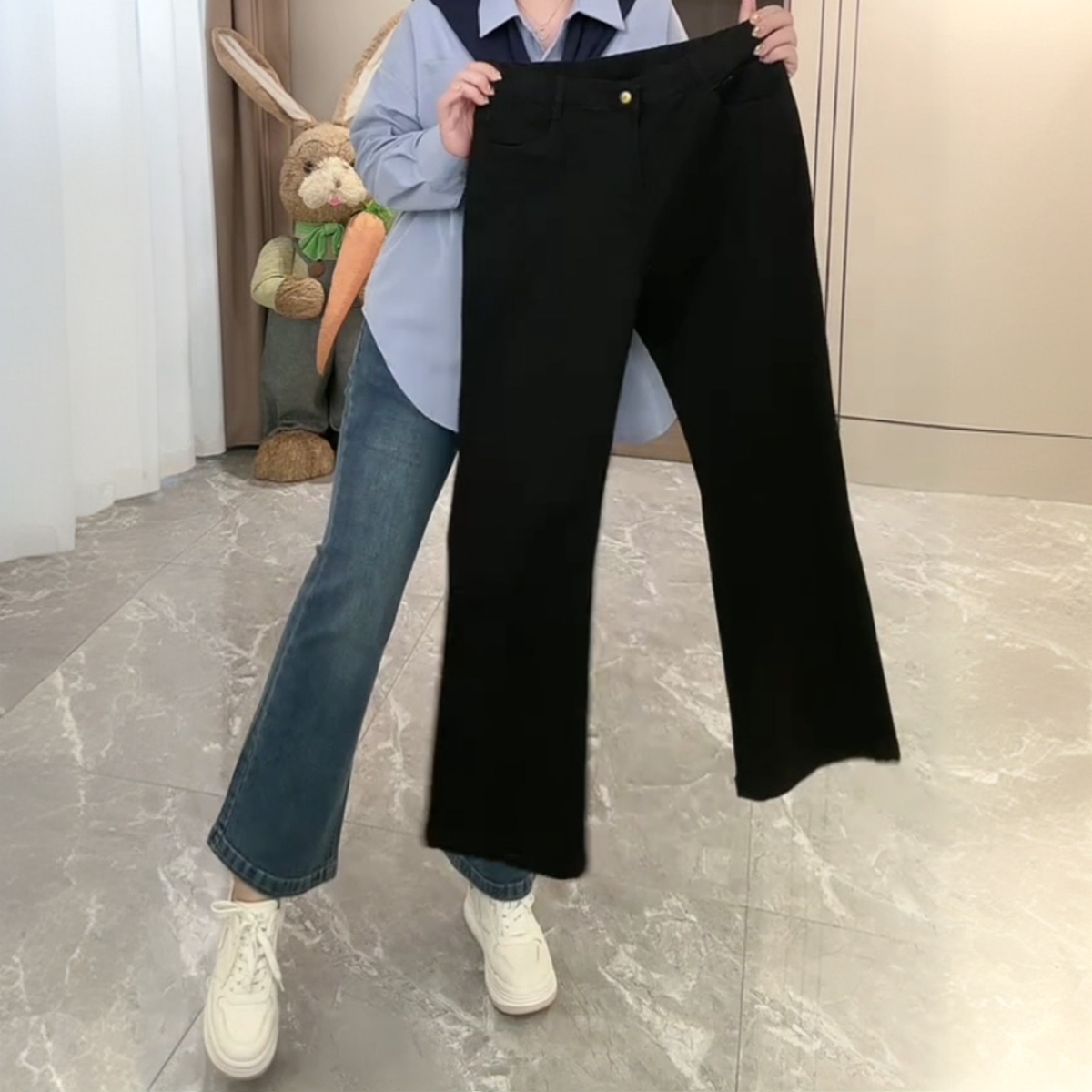 大码女装四面弹松紧腰显瘦直筒牛仔裤秋季新款百搭弹力修身微喇裤