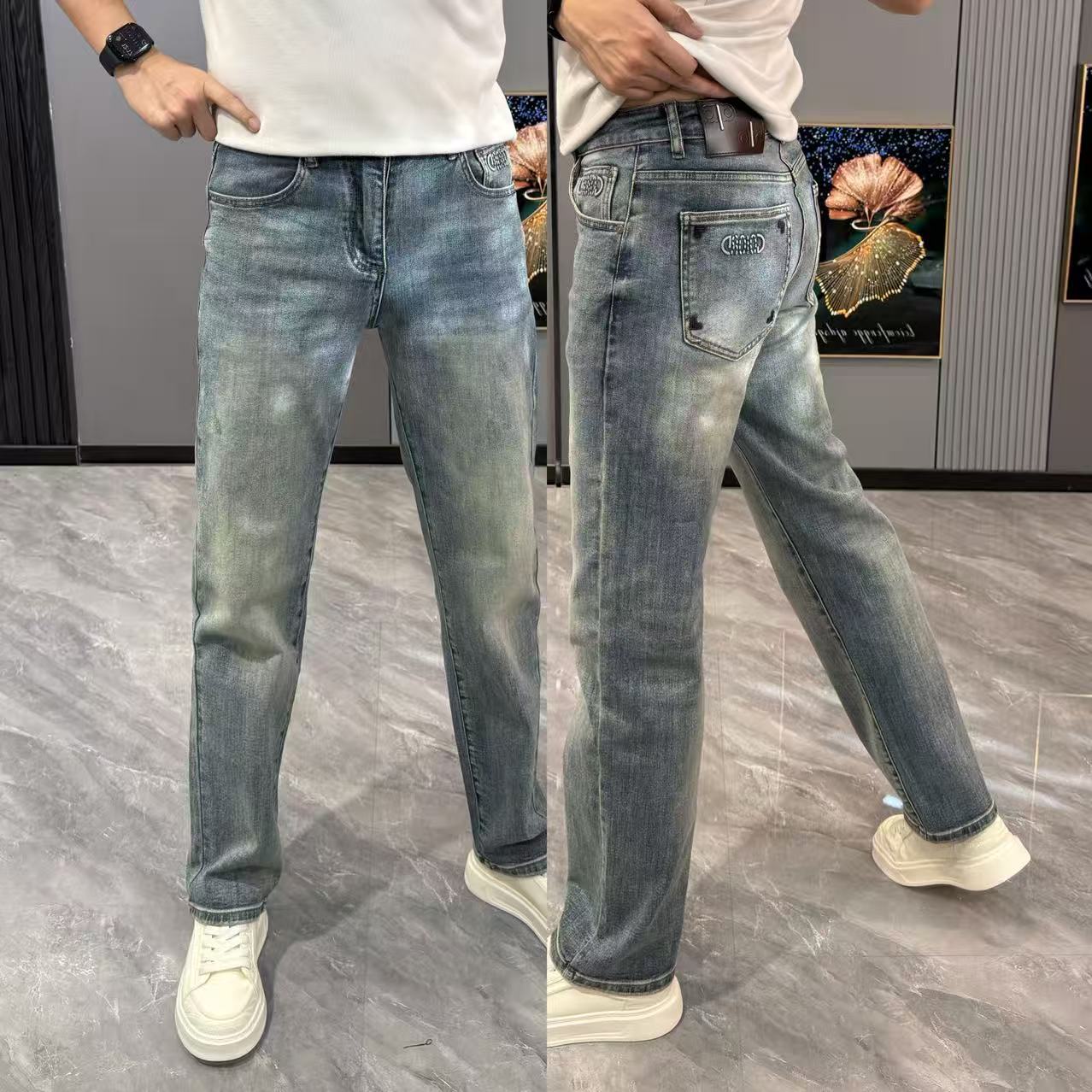 男士牛仔裤个性浅色男裤潮流水洗百搭直筒裤时尚修身牛仔裤男款