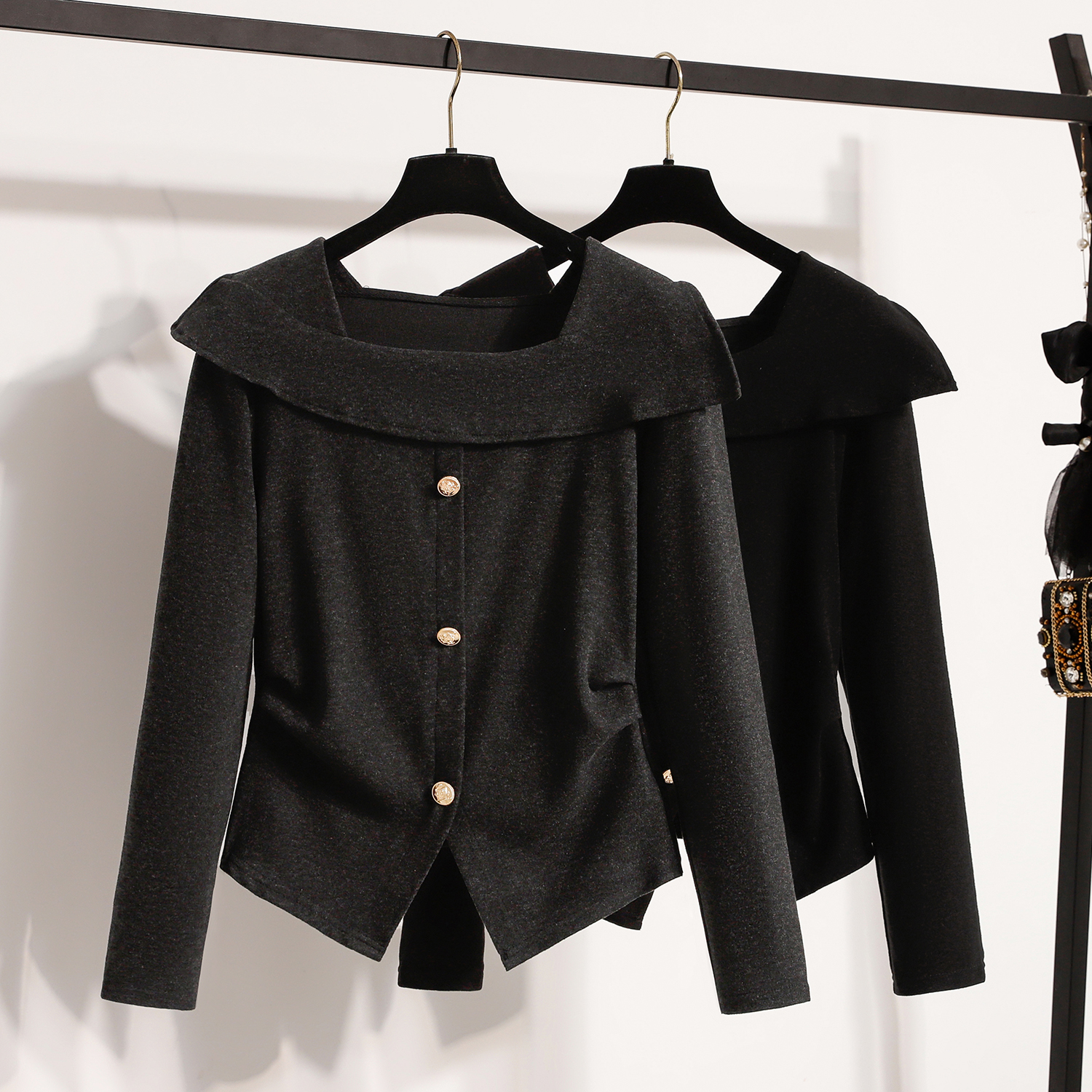 加绒加厚胖mm打底衫女遮肚子显瘦气质不规则一字肩长袖上衣