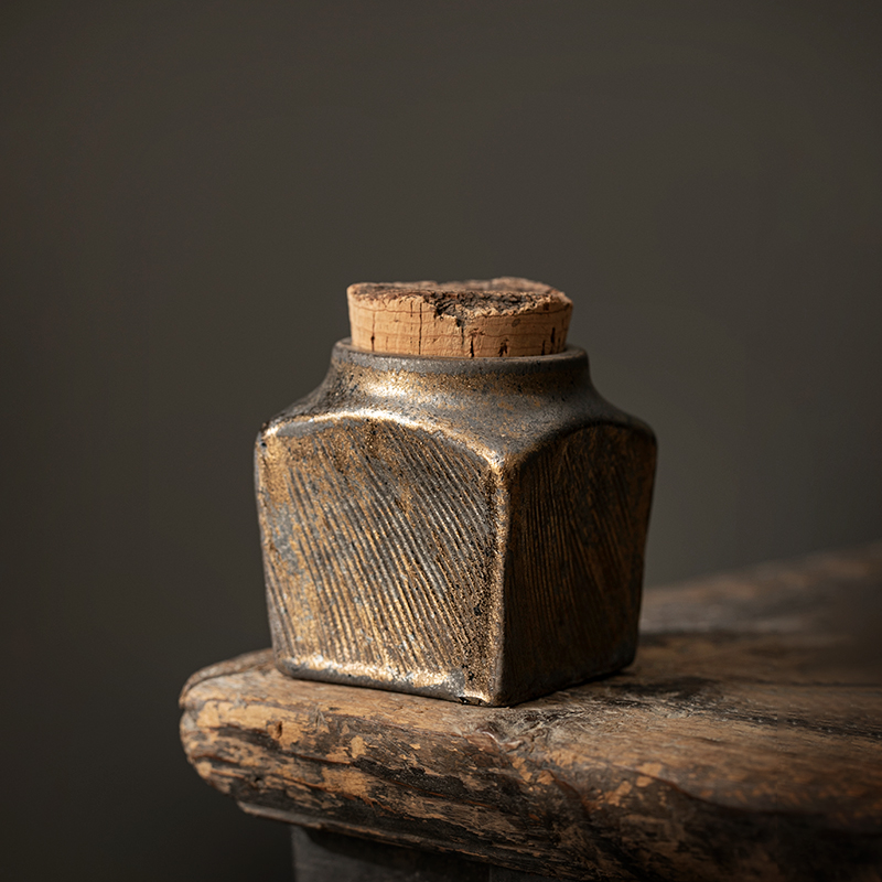 复古家用陶瓷鎏金粗陶创意木塞茶叶罐密封防潮罐子创意茶叶储存罐