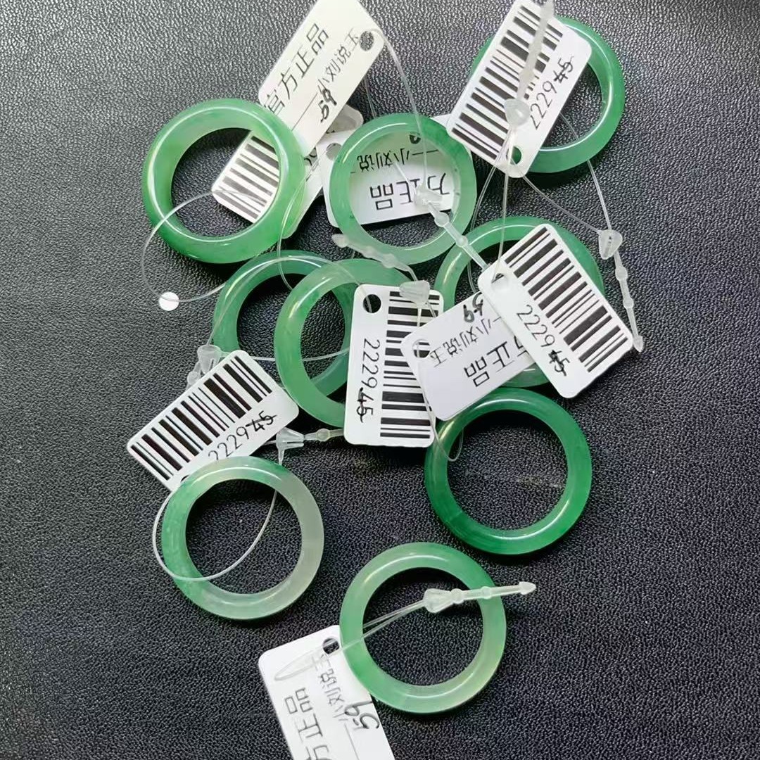 天然翠玉非洲翠戒圈多样性拍一发一