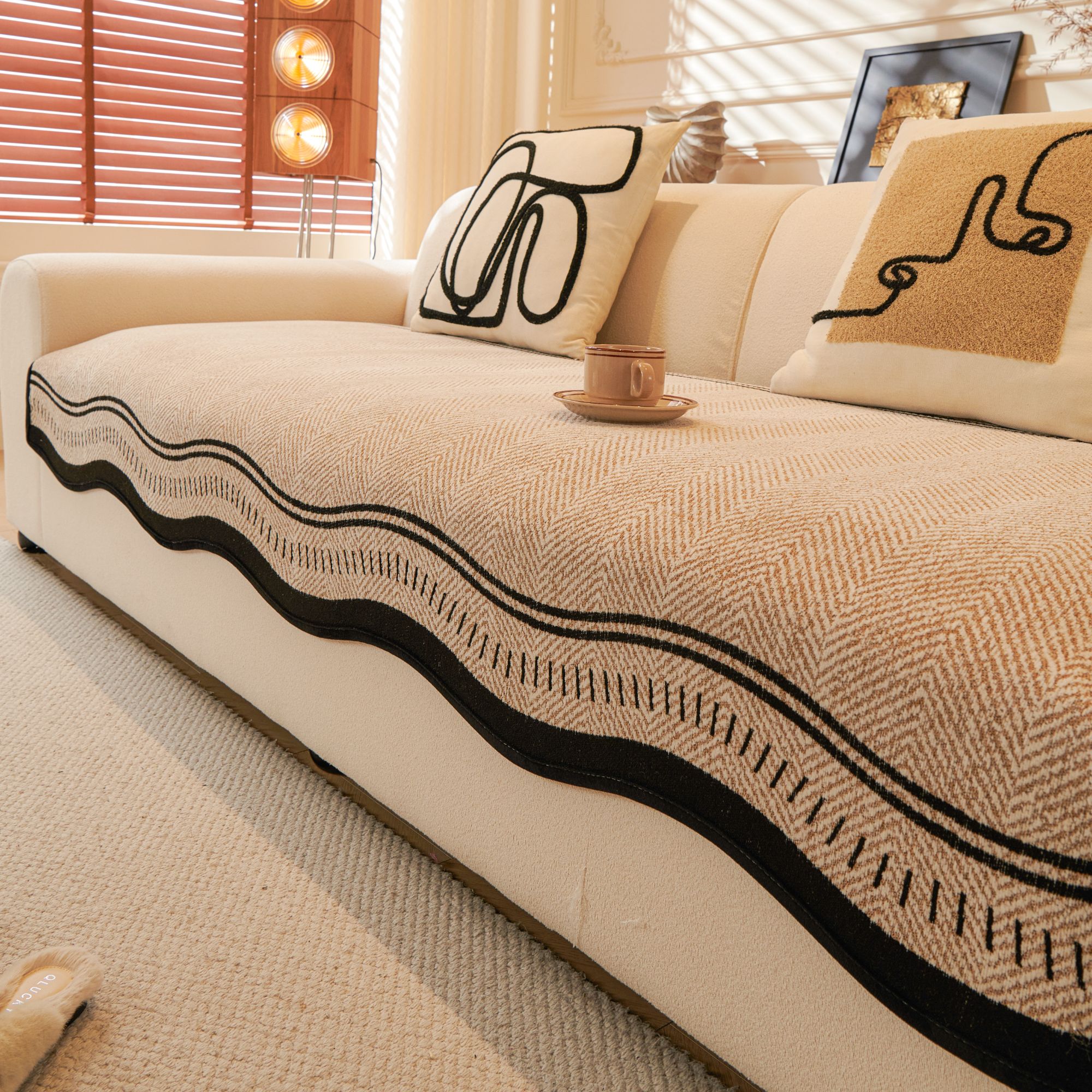 麦颜高级感异形皮沙发垫雪尼尔2025新款四季通用固定防滑