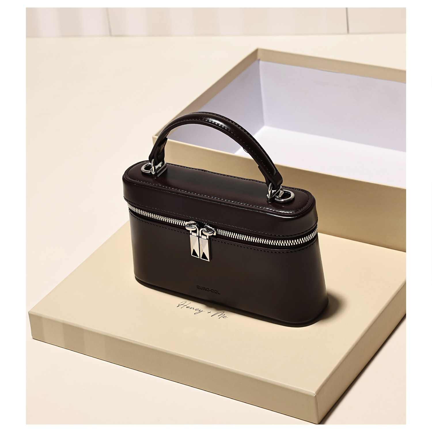 GXFMOD小众设计轻奢真皮手提小方盒子包女2025新款法式手提斜挎包