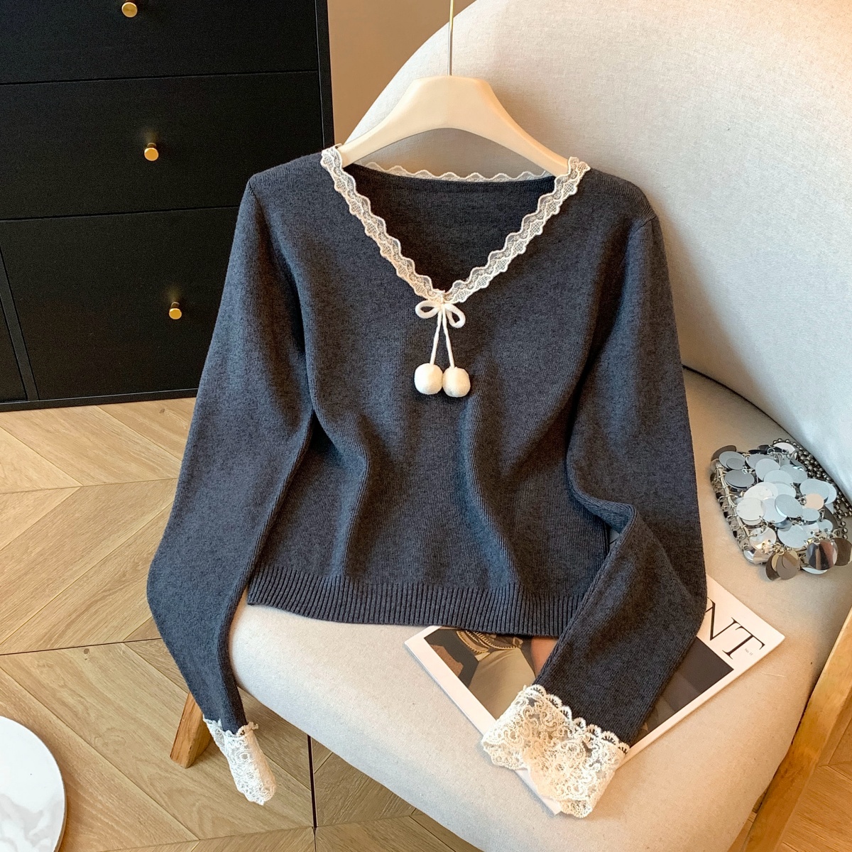 2025甜美蕾丝拼接蝴蝶结针织衫女2025冬季v领显瘦内搭打底衫上衣