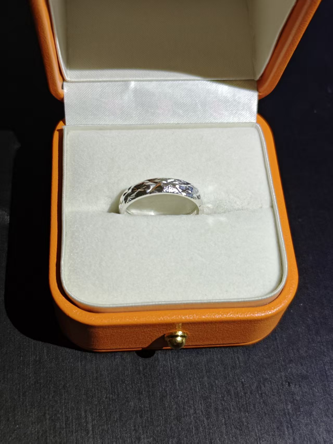 （质检发货）里外一致纯箔戒指wll81921