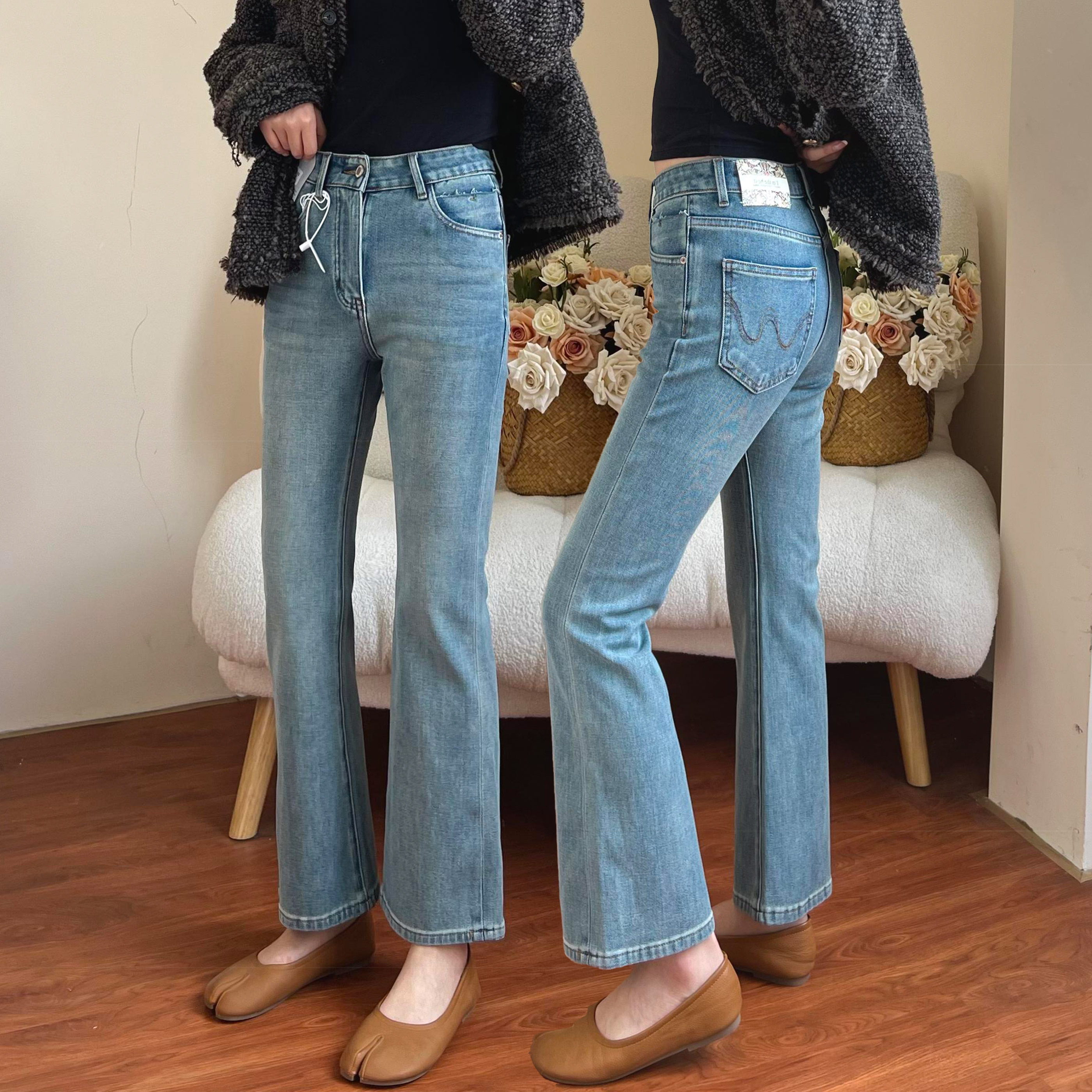 浅蓝色微喇牛仔裤女秋季新款大码高腰显瘦窄版修身弹力九分喇叭裤