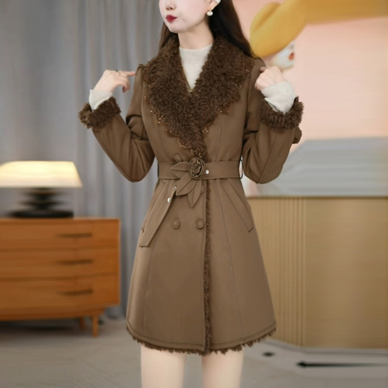 TR精纺时尚加绒加厚外套2025冬季新款氛围感修身显瘦气质保暖大衣