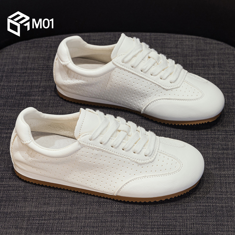M01高档时尚小白鞋女2025年新款夏季薄款百搭爆款镂空透气德训鞋