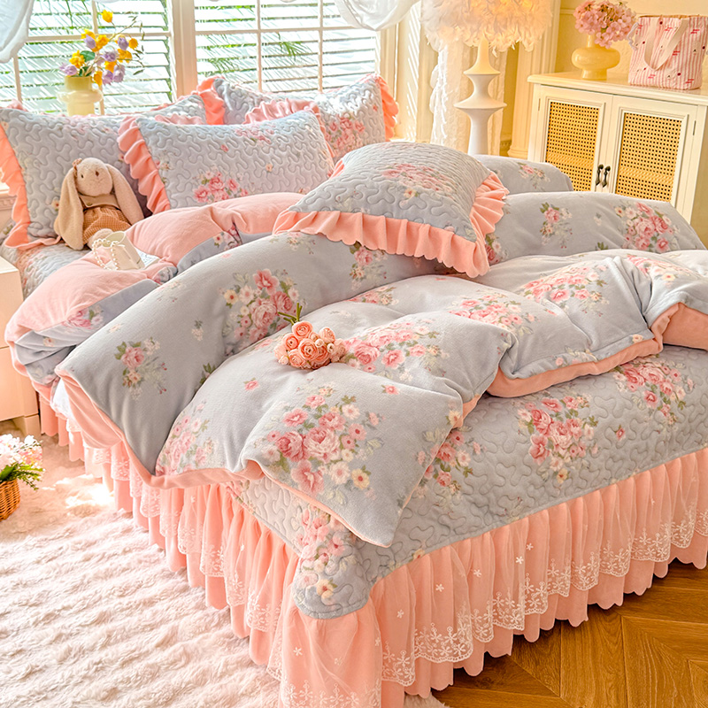 2025冬季牛奶绒四件套夹棉加厚保暖蕾丝花边床盖双面绒被套三件套