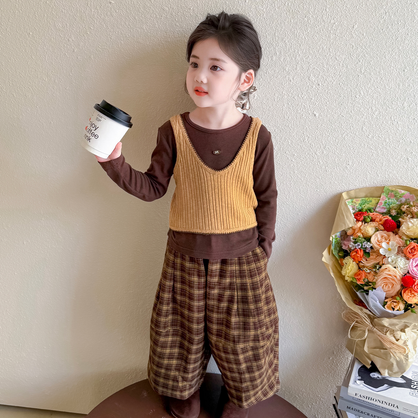 女童秋季时尚套装洋气小女孩韩系背心格子裤三件套女宝宝秋装休闲