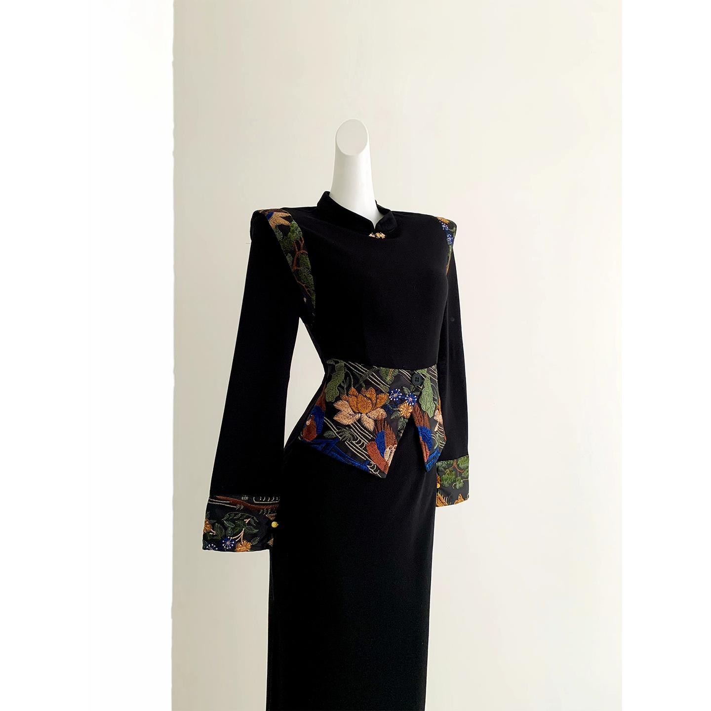 【莲华】一字扣秋冬新中式刺绣日常旗袍圆领长袖气质长款黑色