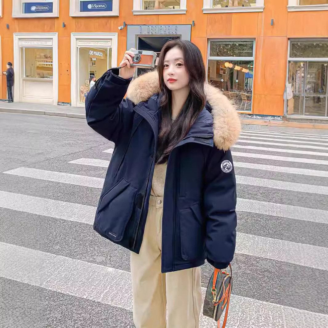 男女情侣工装2025冬新款毛领派克羽绒服女中长款宽松小个子外套潮