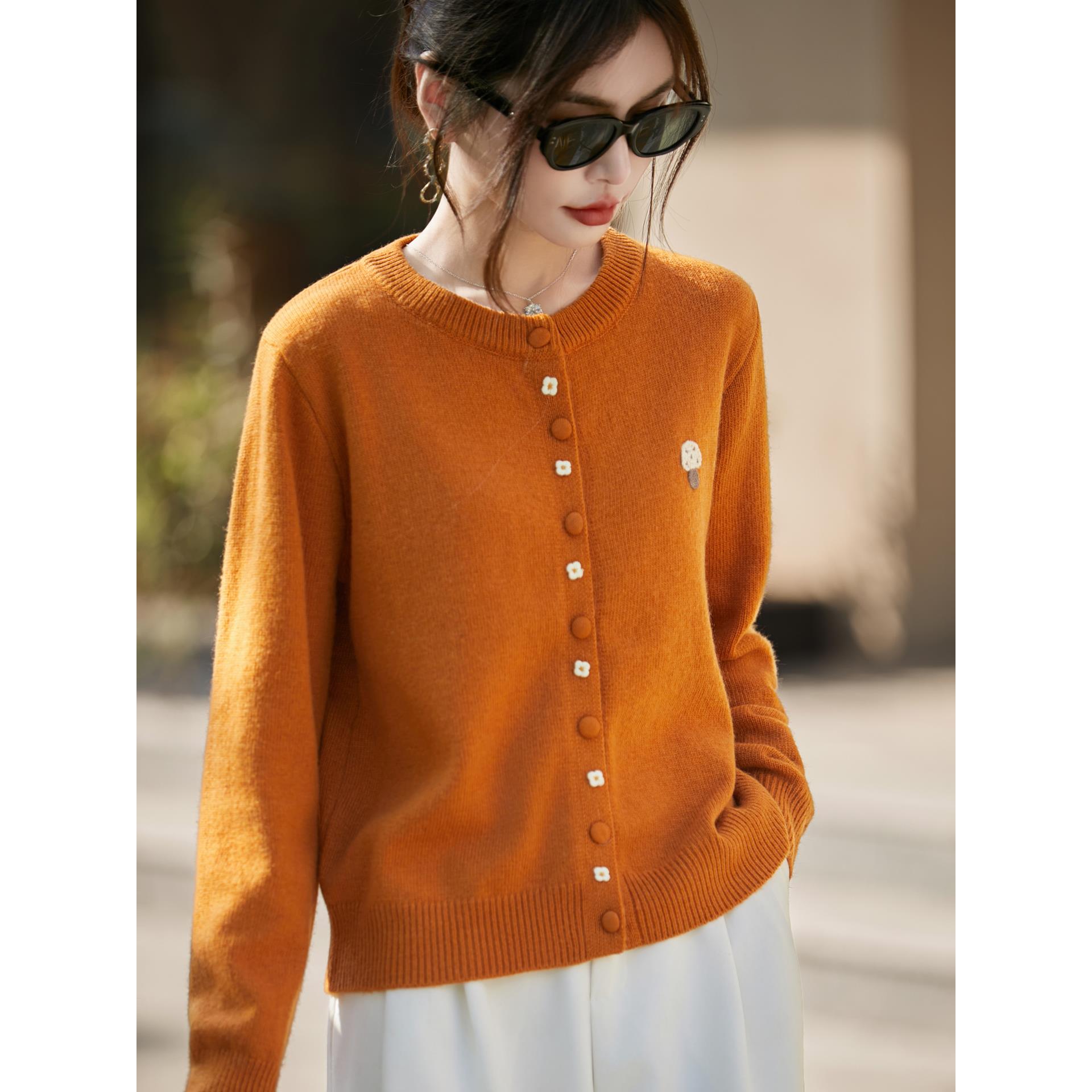 韩系刺绣圆领针织开衫女早秋2025新款减龄内搭毛衣小个子上衣外套