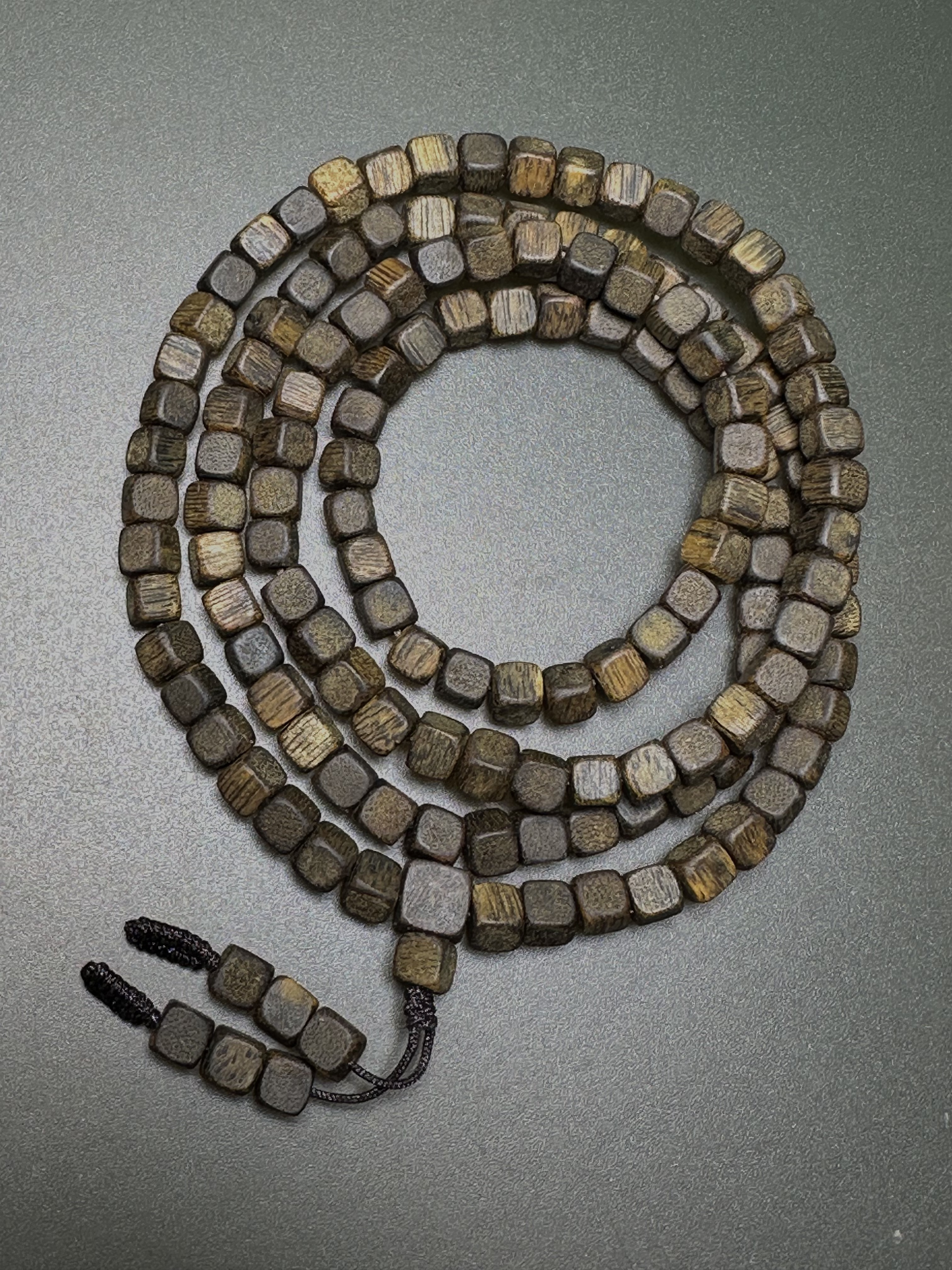 香韵幽沉 莺歌绿奇楠天然沉香5mm长串136颗 多样性发货一条17克