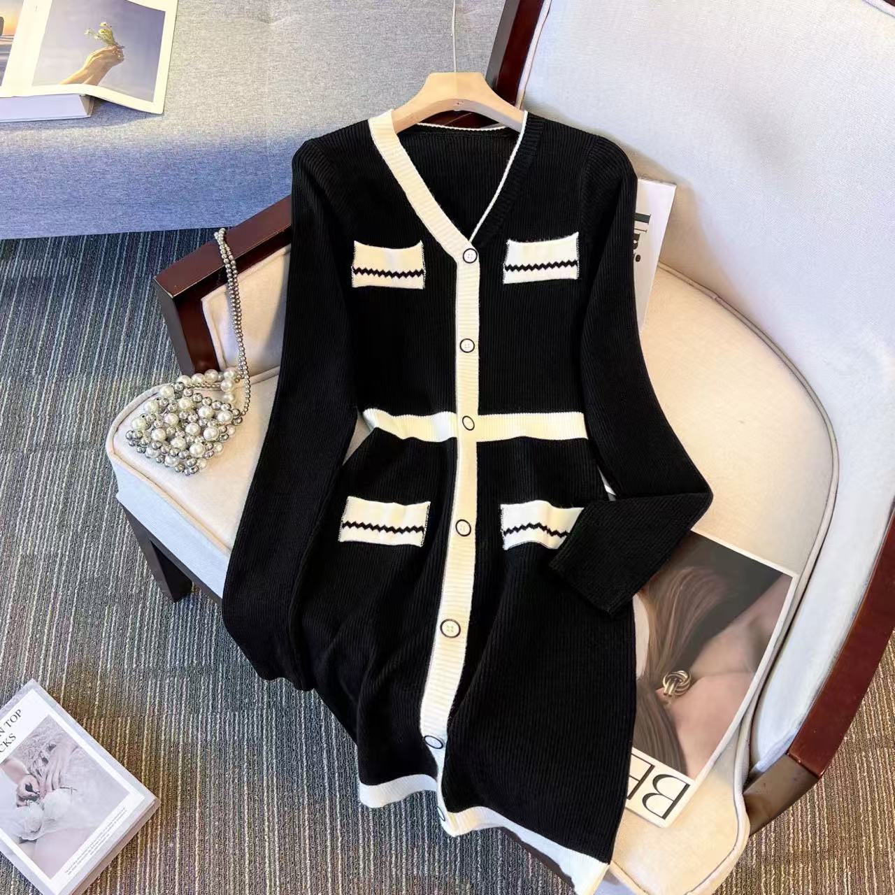 千金感连衣裙春收腰显瘦撞色V领小香风针织裙法式气质女装时尚