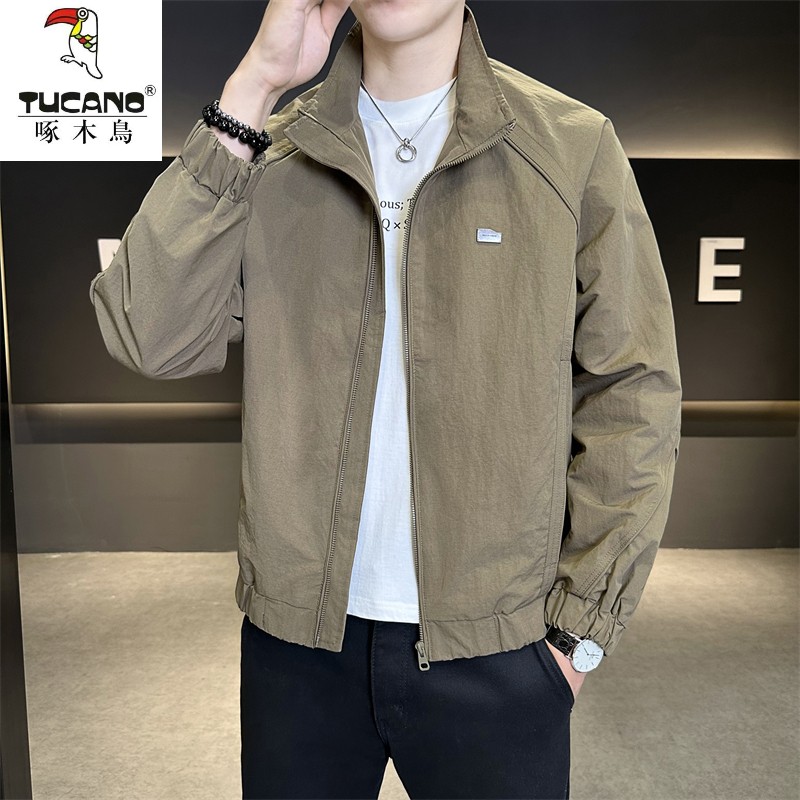 TUCANO/啄木鳥秋季简约净版男立领时尚免烫金属字母百搭时尚外套