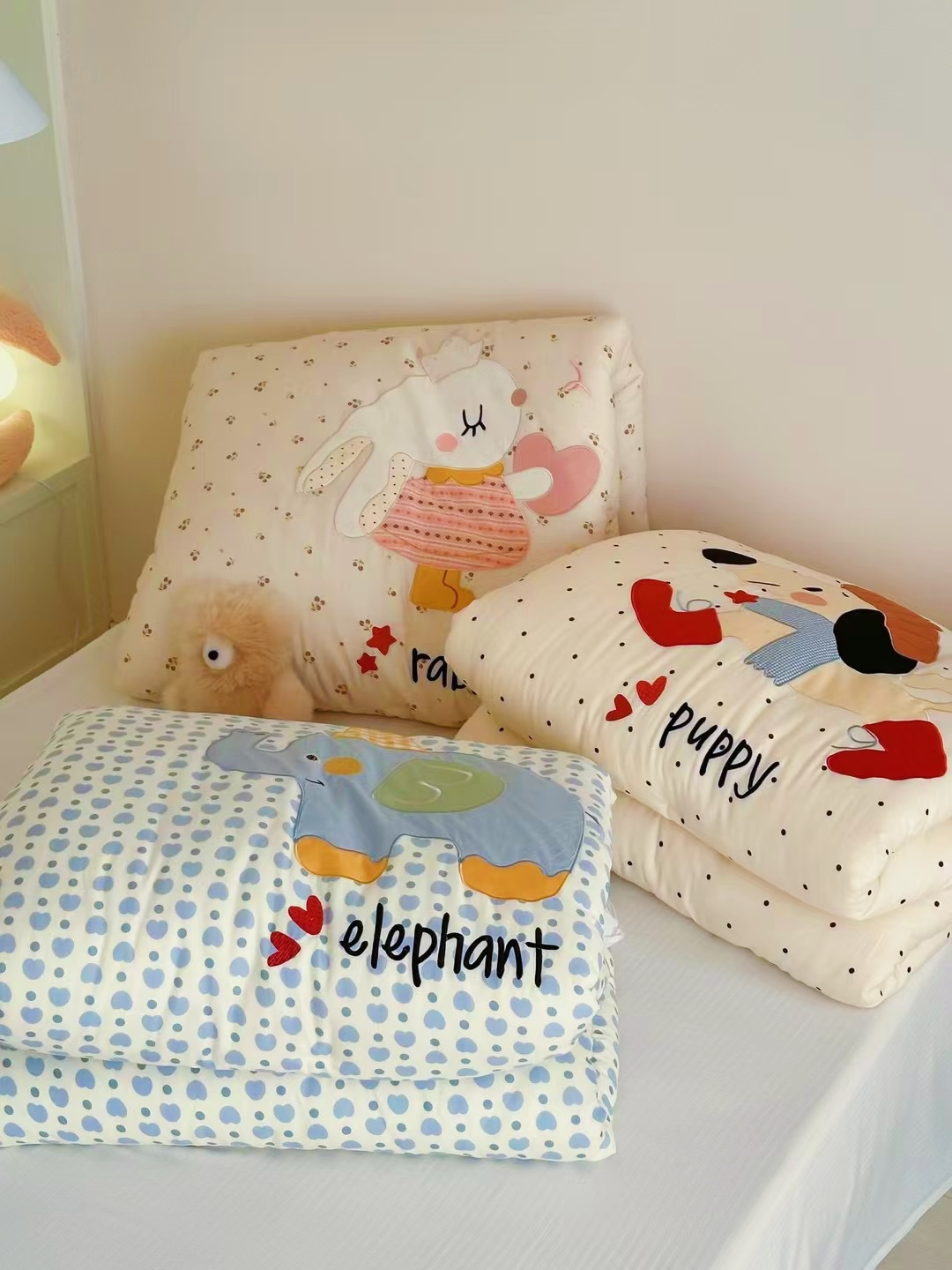 【专柜款豆豆被】正面100%全棉双层纱反面高克重豆豆绒秋冬被贴布绣