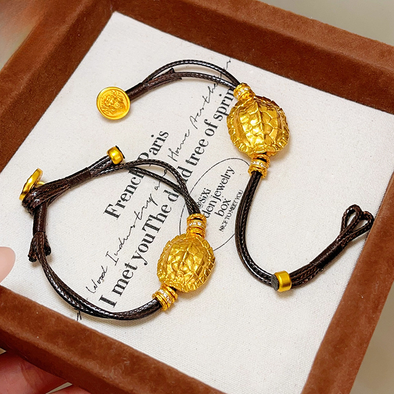 铜合金手链 金店同款古法錾刻富甲天下盘缠手链金色乌龟藏式皮绳