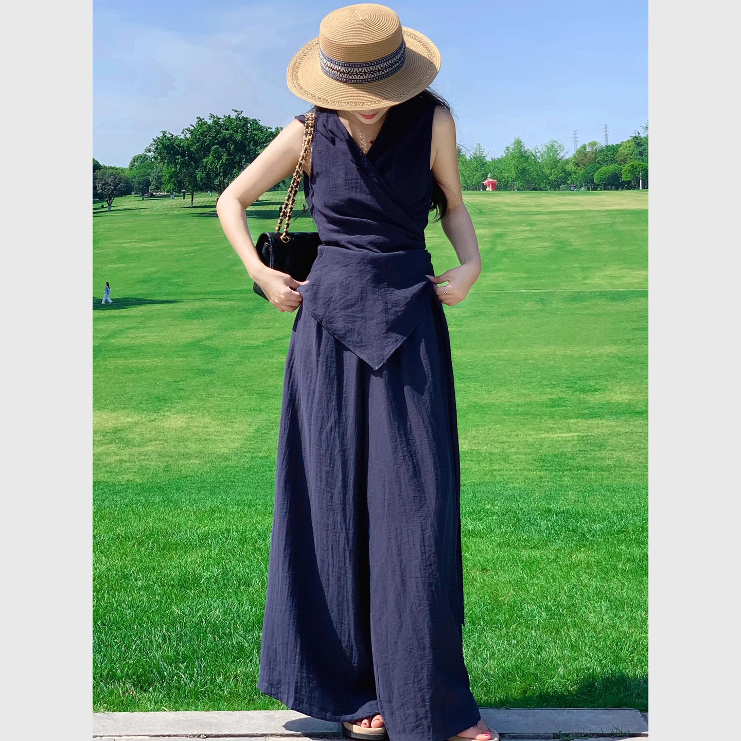 法式套装交叉系带V领背心上衣女夏季宽松休闲裤阔腿裤时尚两件套