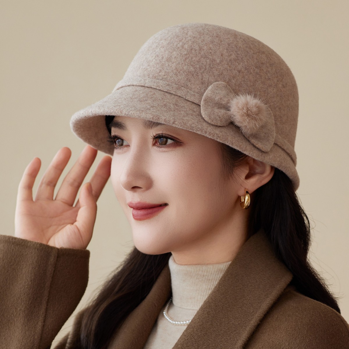 秋冬天中老年羊毛呢渔夫帽女士时尚洋气小沿保暖盆帽复古百搭礼帽