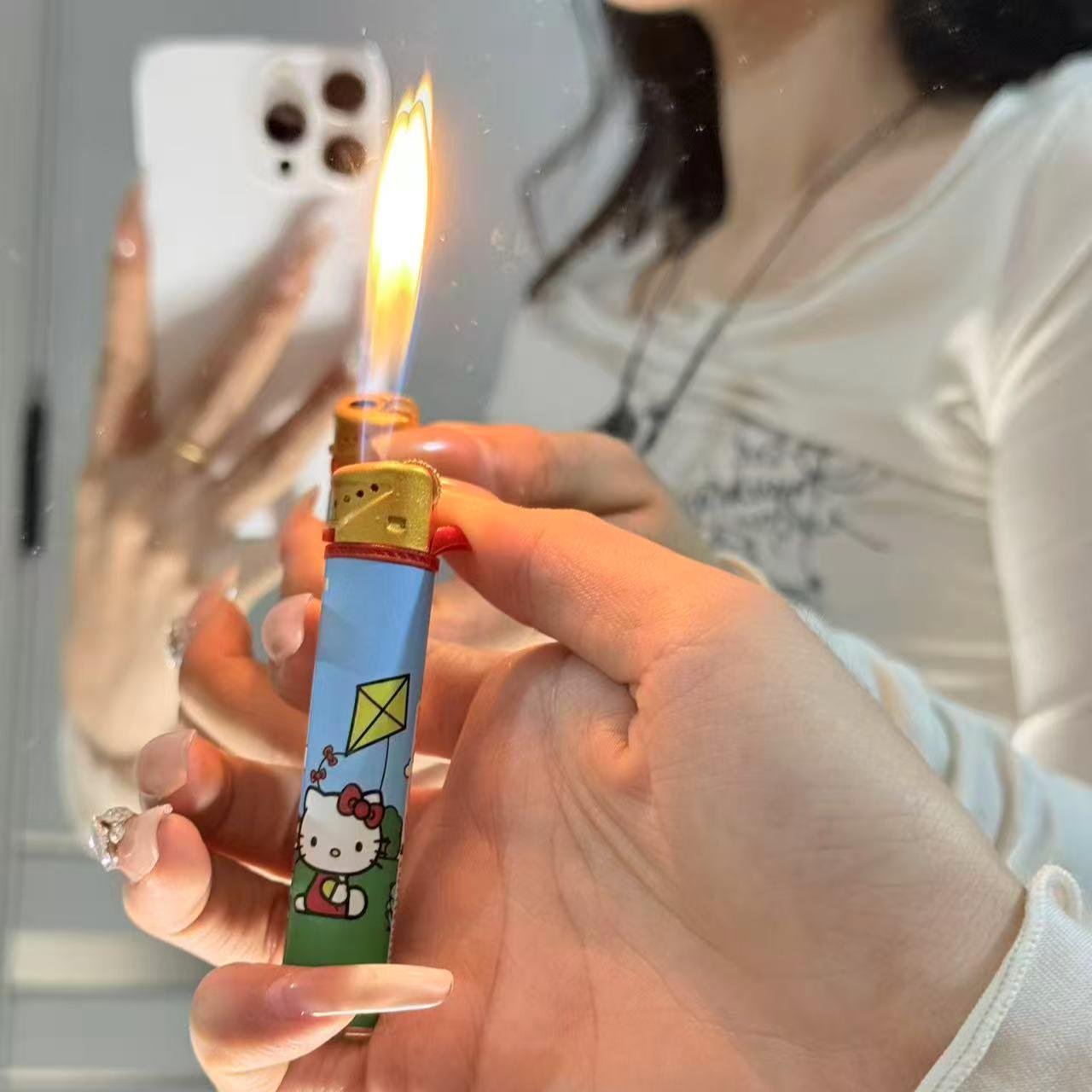 卡通滚轮打火机明火黑皮KT猫帕恰狗可爱耐用网红款打火机送女友