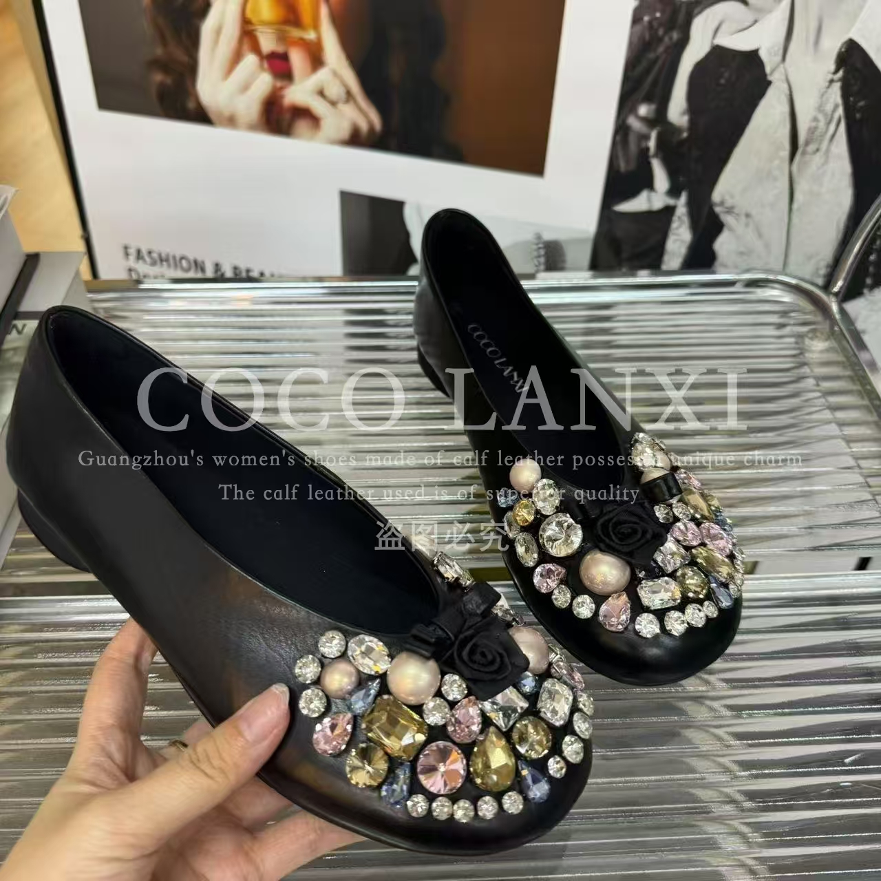 【COCO LANXI】气质时尚休闲百搭女士软底圆头带钻小单鞋25DX469LX