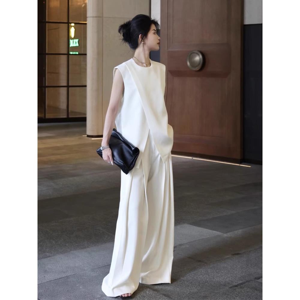 夏季干练气质女装高级感御姐女神范时尚不规则西装马甲阔腿裤套装