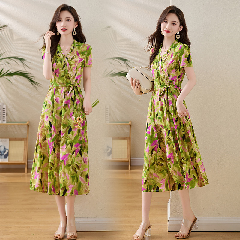 长裙A字裙V领碎花法式中老年女装显瘦裙子清冷新中式气质时尚夏季