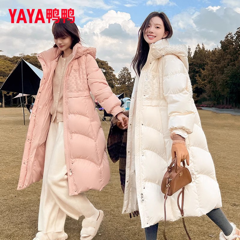 鸭鸭羽绒服女冬季2025新款长款设计感加厚保暖过膝小香风时尚外套