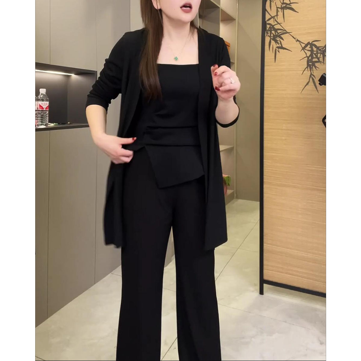 大码时尚套装女2026春季新款胖mm显瘦开衫外搭垂感直筒裤三件套女