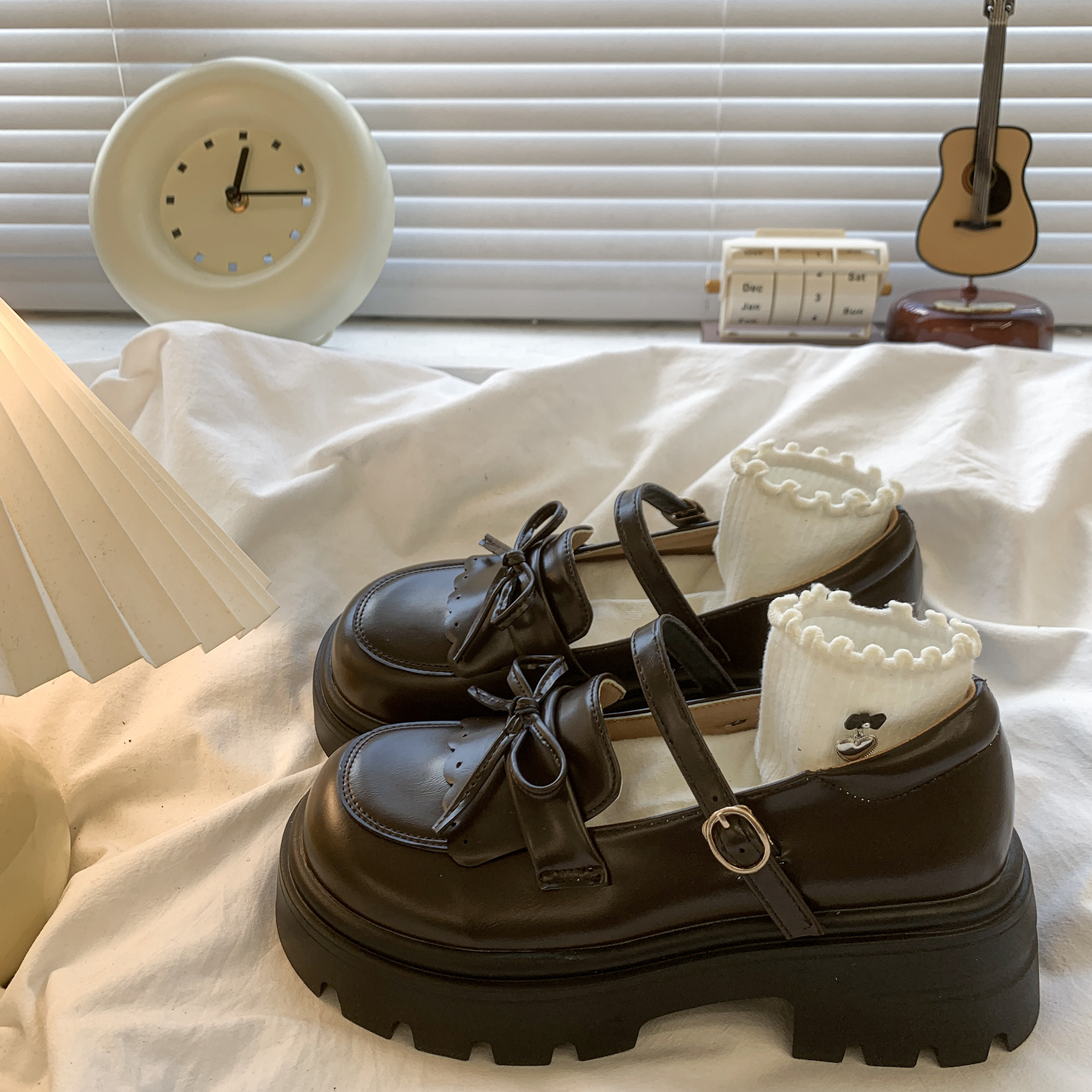 棕色复古英伦风厚底小皮鞋女2025春秋新款日系jk配裙子玛丽珍单鞋