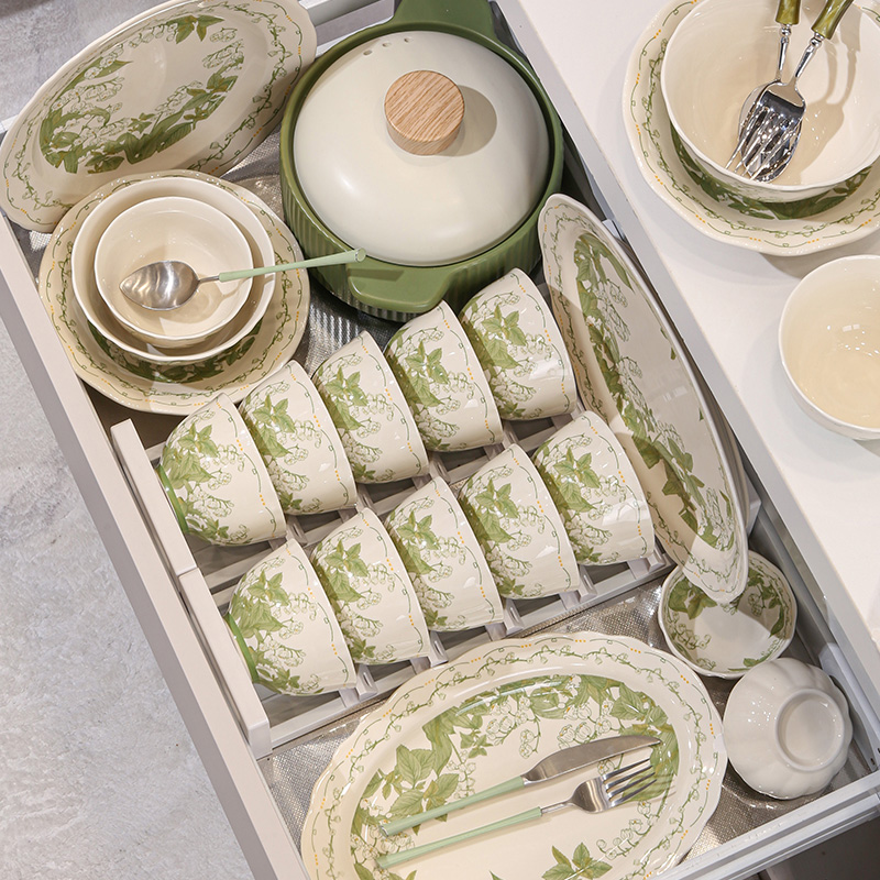 高颜值高端陶瓷餐具套装2025新款碗盘家用乔迁之喜餐具奶白春玲语