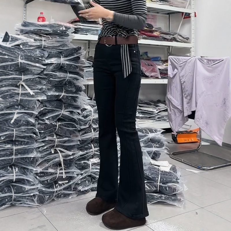 秋冬新款大码百搭弹力修身微喇裤黑色高腰显瘦窄版直筒牛仔马蹄裤