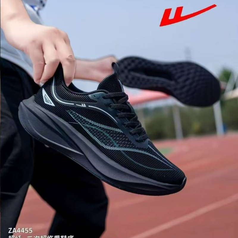 2025年秋季新款回弹轻便皮面防水跑步鞋男士