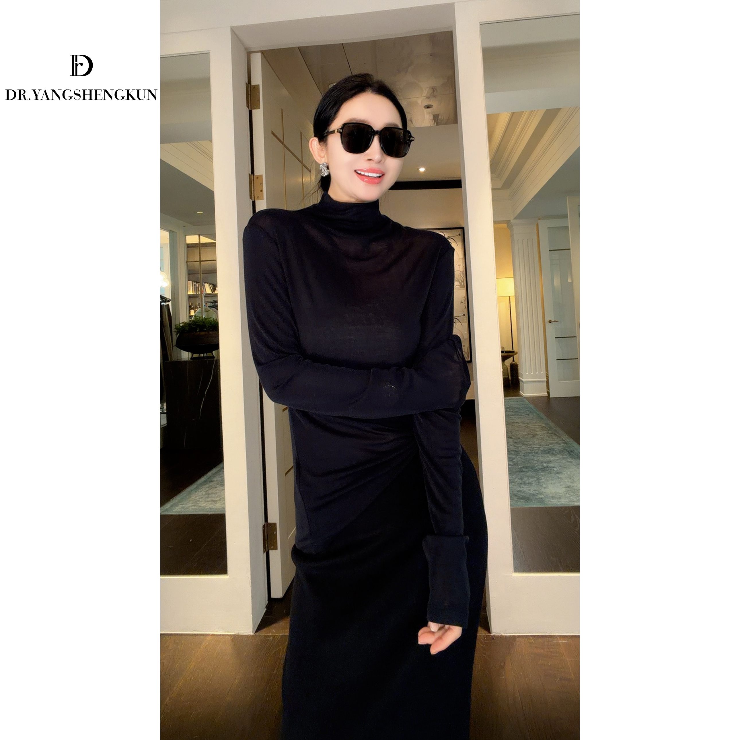 杨圣坤2025冬季新品天丝羊毛混纺纯色半高领修身显瘦T恤S82510323