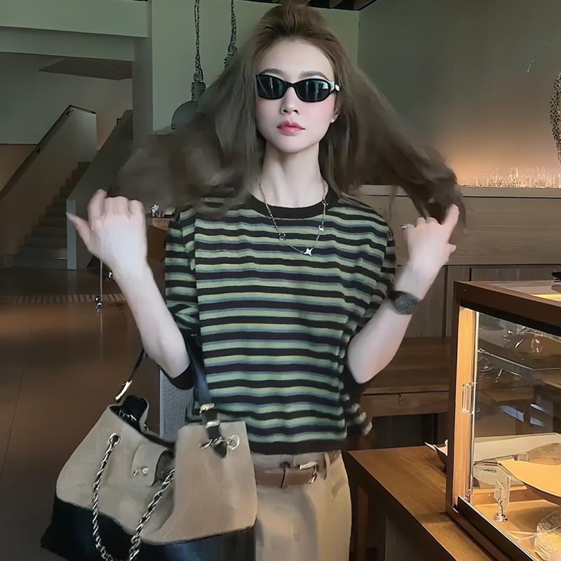 2025春秋新款超火美式条纹长袖t恤女大码胖mm卡通涂鸦短袖t恤