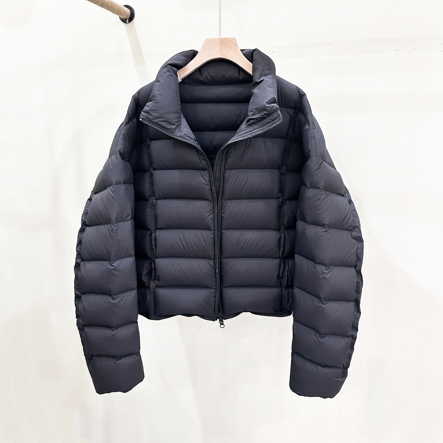 90白鸭绒排骨服立领羽绒服女短款面包服冬季外套2025新款休闲冬装