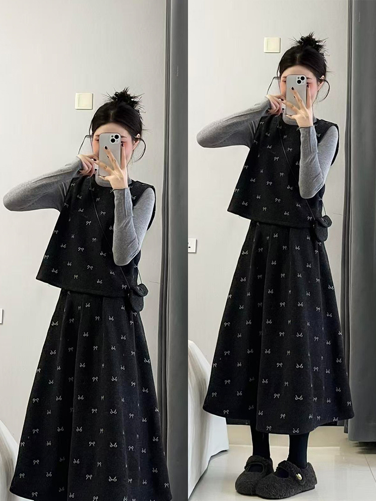 2025秋冬新款韩系复古小香风毛呢马甲打底衫搭配半身裙气质三件套