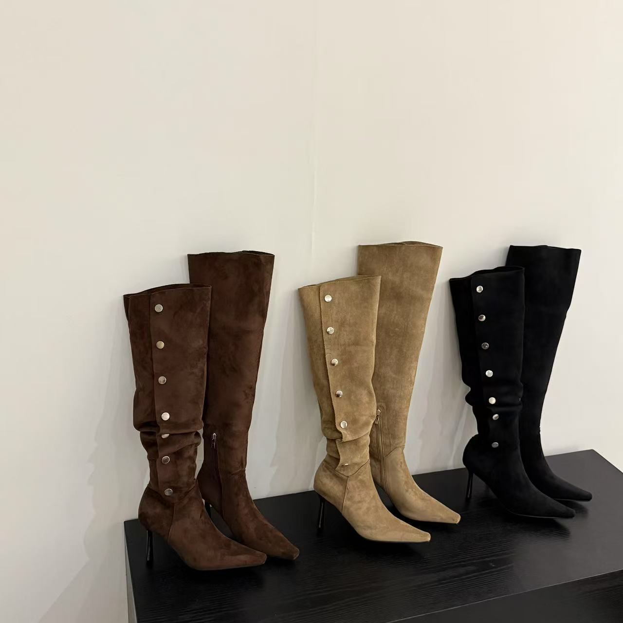 两穿设计感软皮好穿绒面堆堆靴尖头细跟过膝长筒靴女铆钉扣瘦瘦靴