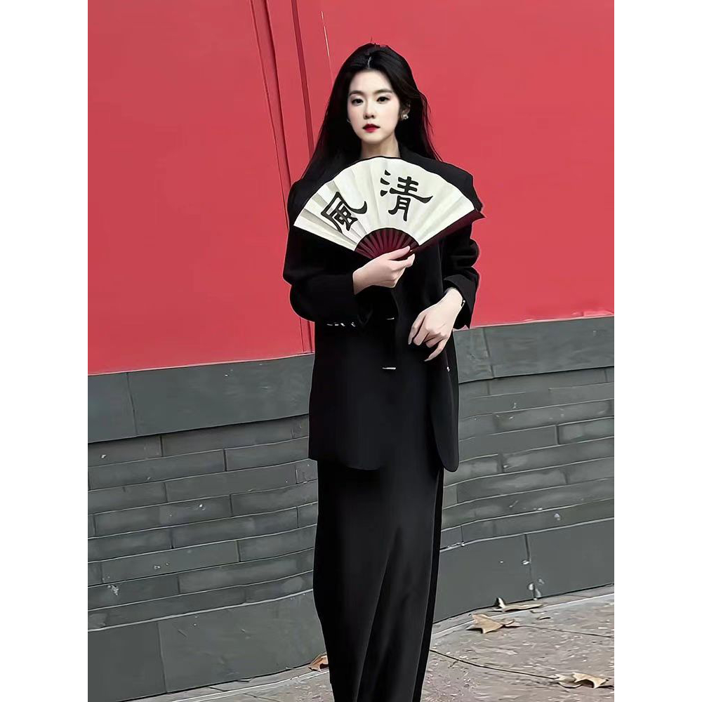 2025年春秋新款高冷御姐风黑色西装薄款吊带连衣裙两件