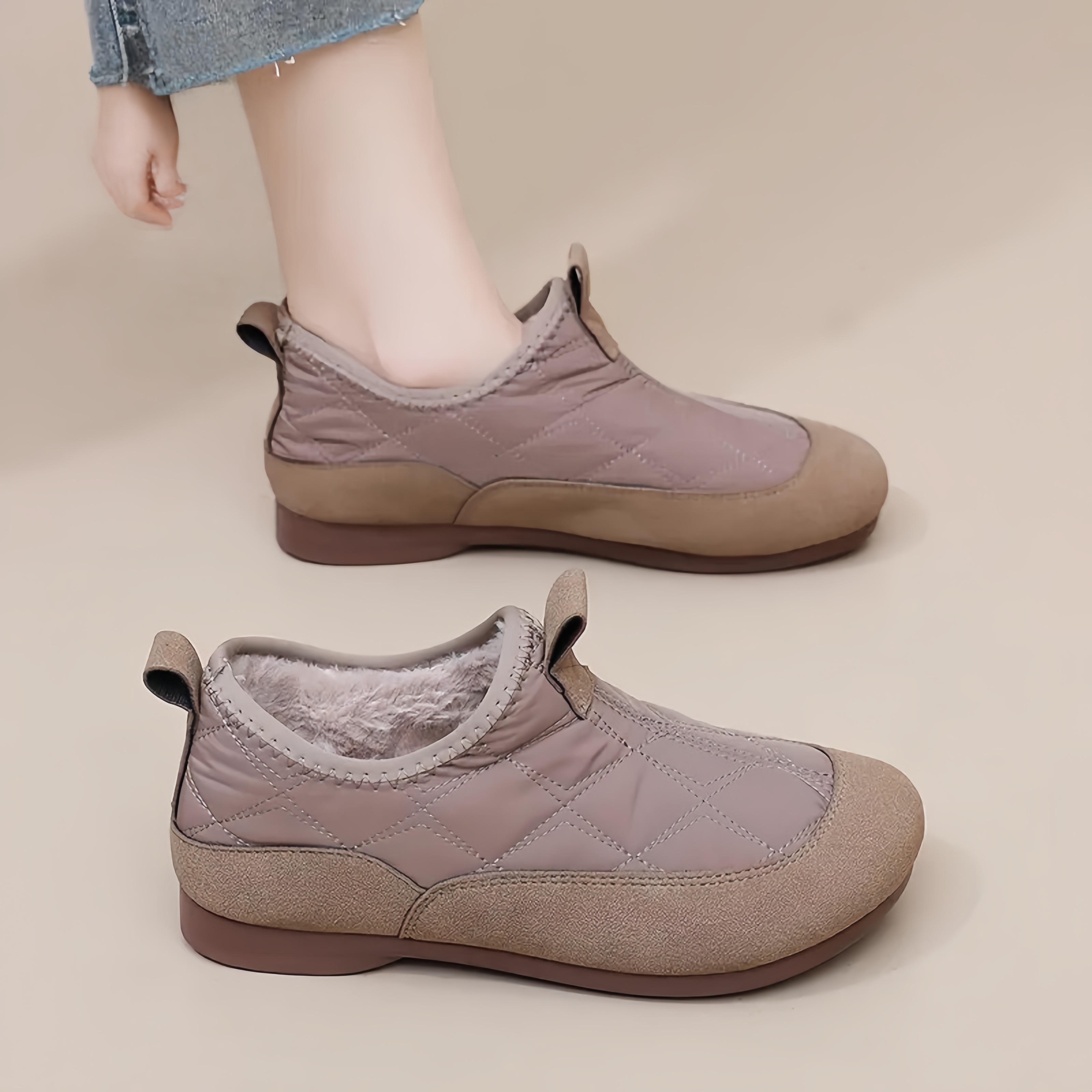 冬季新款加绒加厚保暖妈妈鞋软底防滑外穿雪地靴女棉鞋秋冬