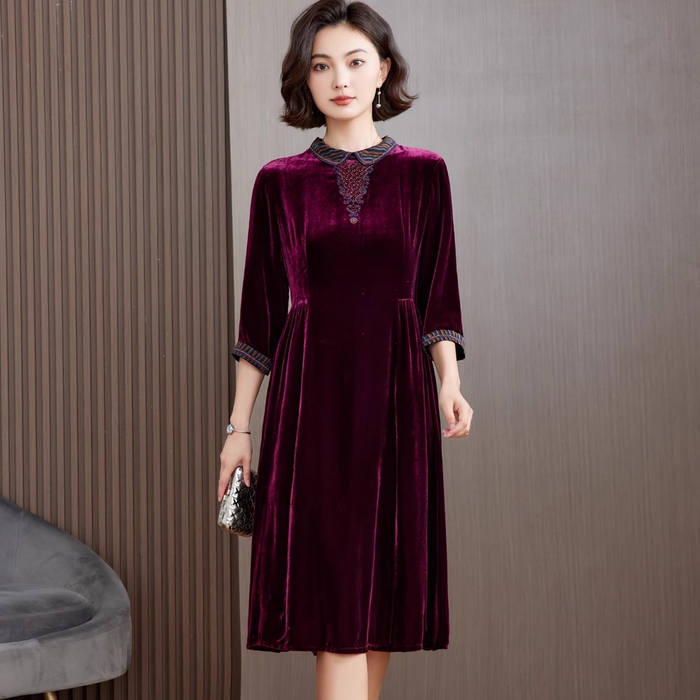 时尚气质高贵连衣裙秋冬中长款裙子长袖秋季喜婆婆红色丝绒连衣裙