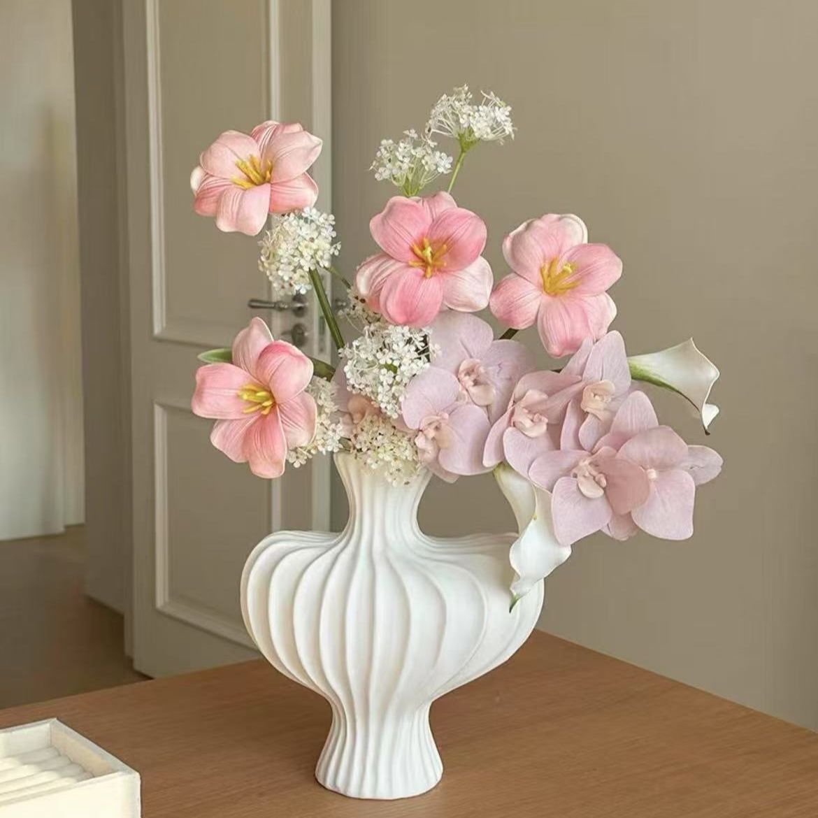 轻奢高端假花装饰摆件设计感拍照摆设花束客厅插花花瓶花艺仿真花