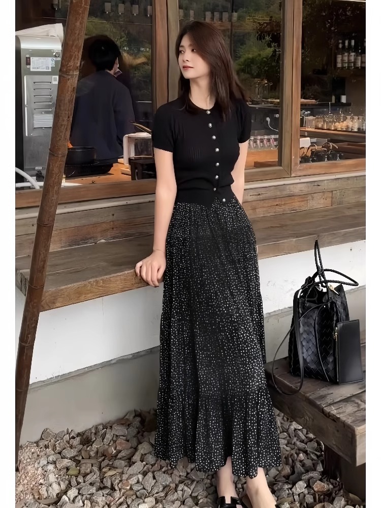 夏季气质高贵高级感大方洋气小香风黑色上衣碎花长款连衣裙套装女