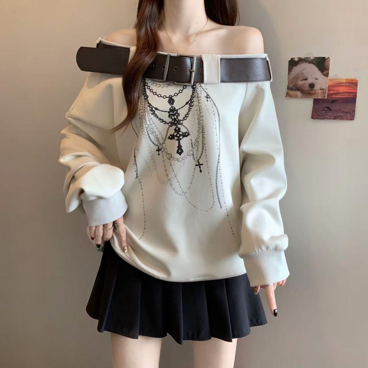 设计感皮带露肩长袖卫衣秋季2025新款大码女装胖mm巨好看遮肚上衣