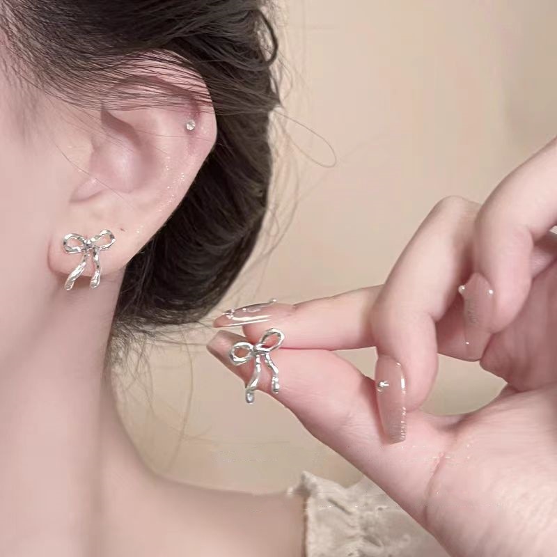不锈钢锆石耳饰 极简银色蝴蝶结耳钉2025年新爆款高级感独特耳饰